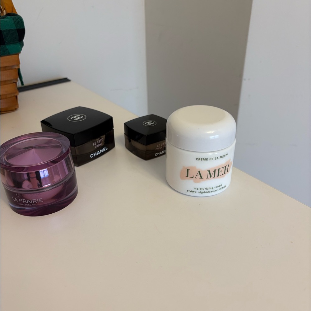 Chanel, La Mer ,La Prairie jars price is for all
